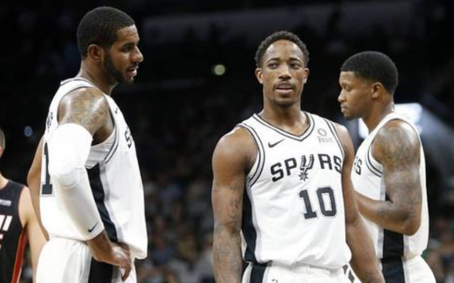 F1新赛季揭幕战 诺里斯雨中取胜