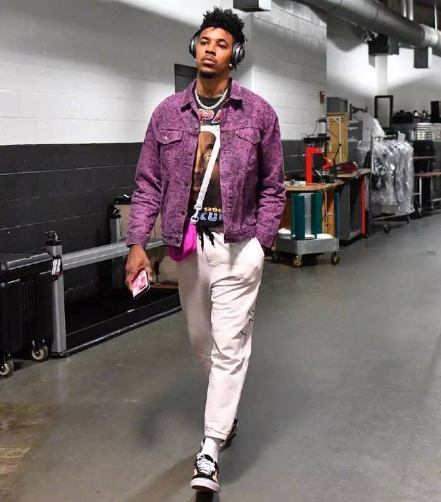 [流言板]好哥俩！梅西和苏亚雷斯之间100次连线，梅西45助&苏牙55助19亮48回复