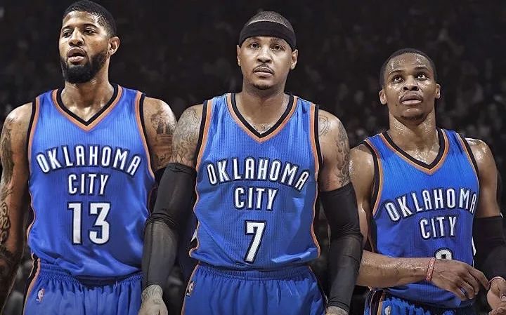 据天空体育和The Athletic后续报道，他今早与杰森·威尔科克斯和奥马尔·贝拉达会面时被告知解除职务。